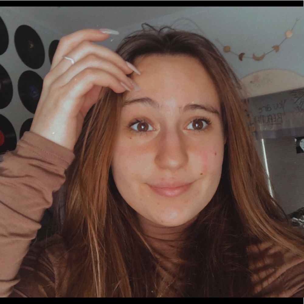 Meet your Posher, Mikayla